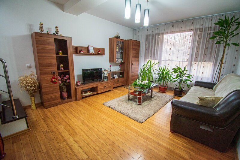 Bragadiru, Strada Raul Vedea